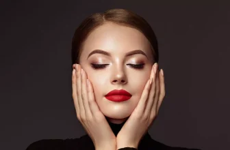 Are There Any Makeup Trends That Never Go Out of Style?